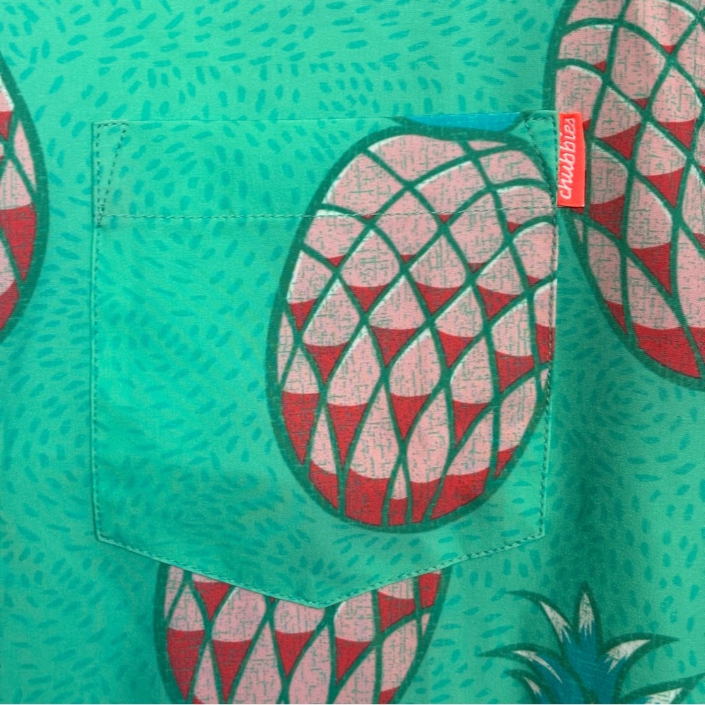 CHUBBIES HAWAIIAN PINEAPPLE SHORT SLEEVE PERFORMANCE POLO PULLOVER MEDIUM - Picture 4 of 7